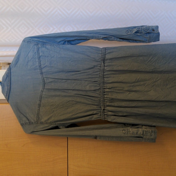 🎁 2 For 1 Sale Chambray dress - Picture 3 of 3
